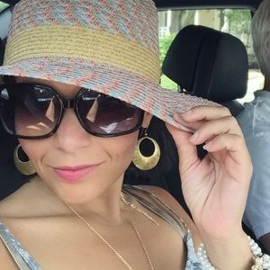 Meet your Posher, Kj